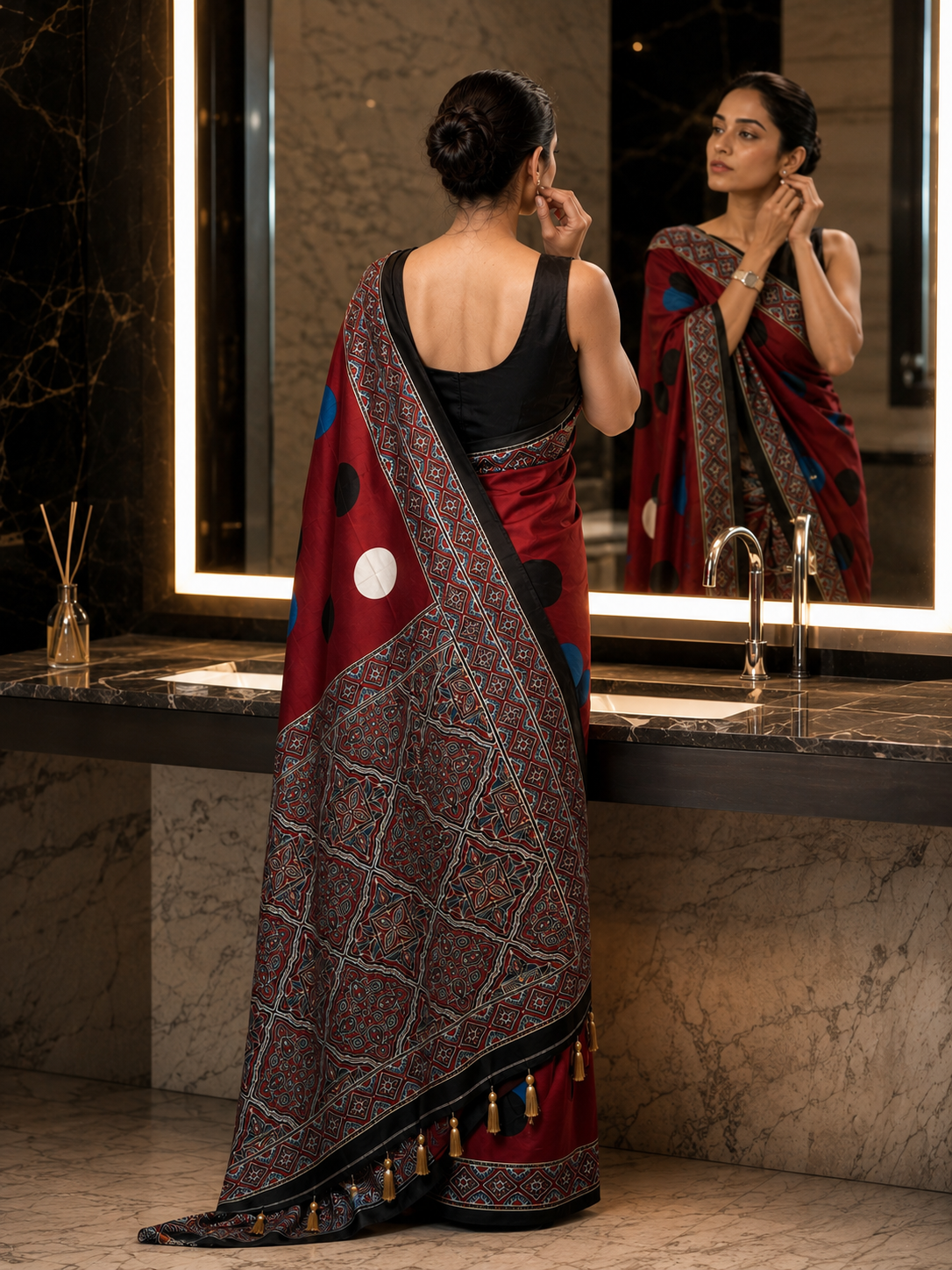 Red Polka Dot Printed Silk Saree | Kancholika - Image 3